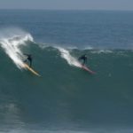 Surfeurs Antonin et Julien Crédit Photo Lilian Haristoy